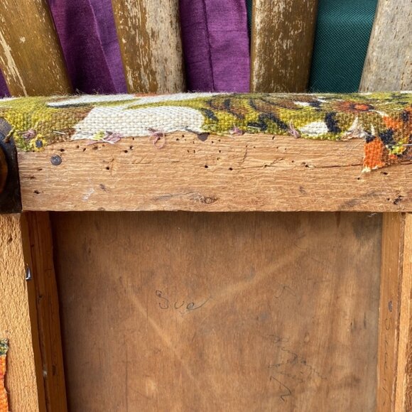 89-(VHD) Vintage. Home Decor. 1963 Handcrafted.Floral. Footstool. - Picture 12 of 15